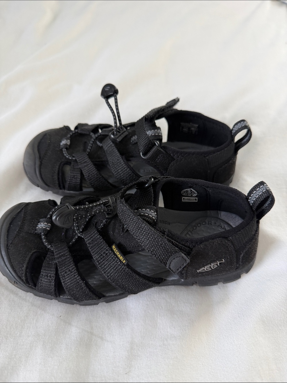 KEEN Newport Outdoor Sandals Black Unisex Size 13 Kids - Picture 4 of 10